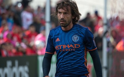 OD电竞焦点-B席戴队长袖标领袖气质尽显